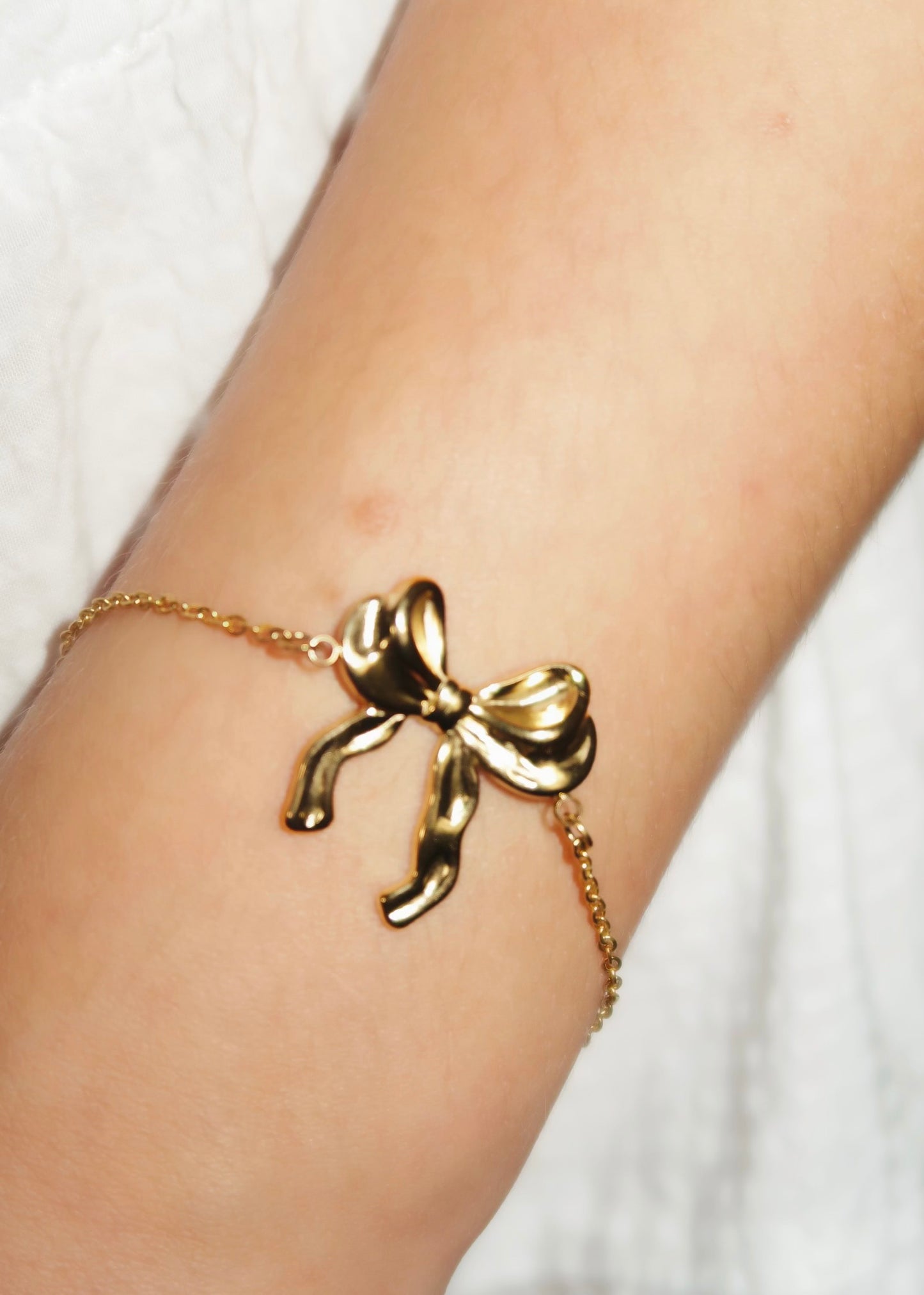 Gold Bow Bracelet