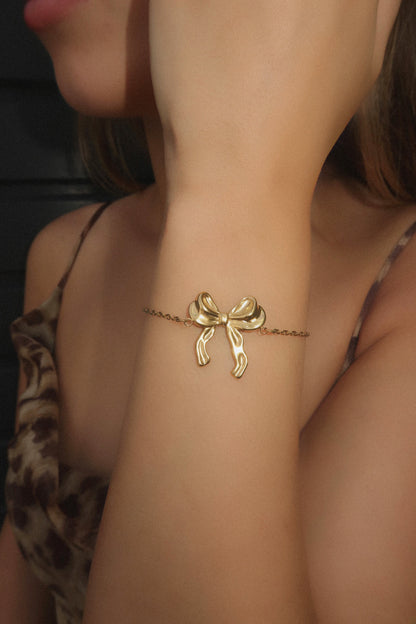 Gold Bow Bracelet