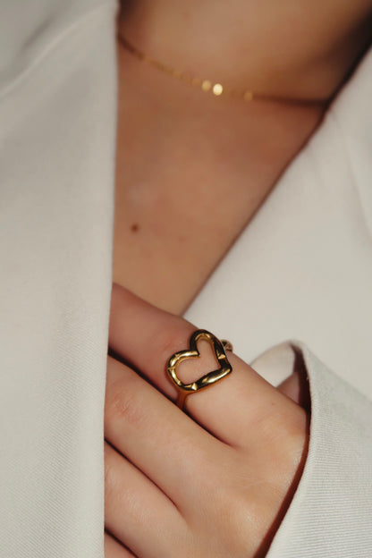 Adore Ring